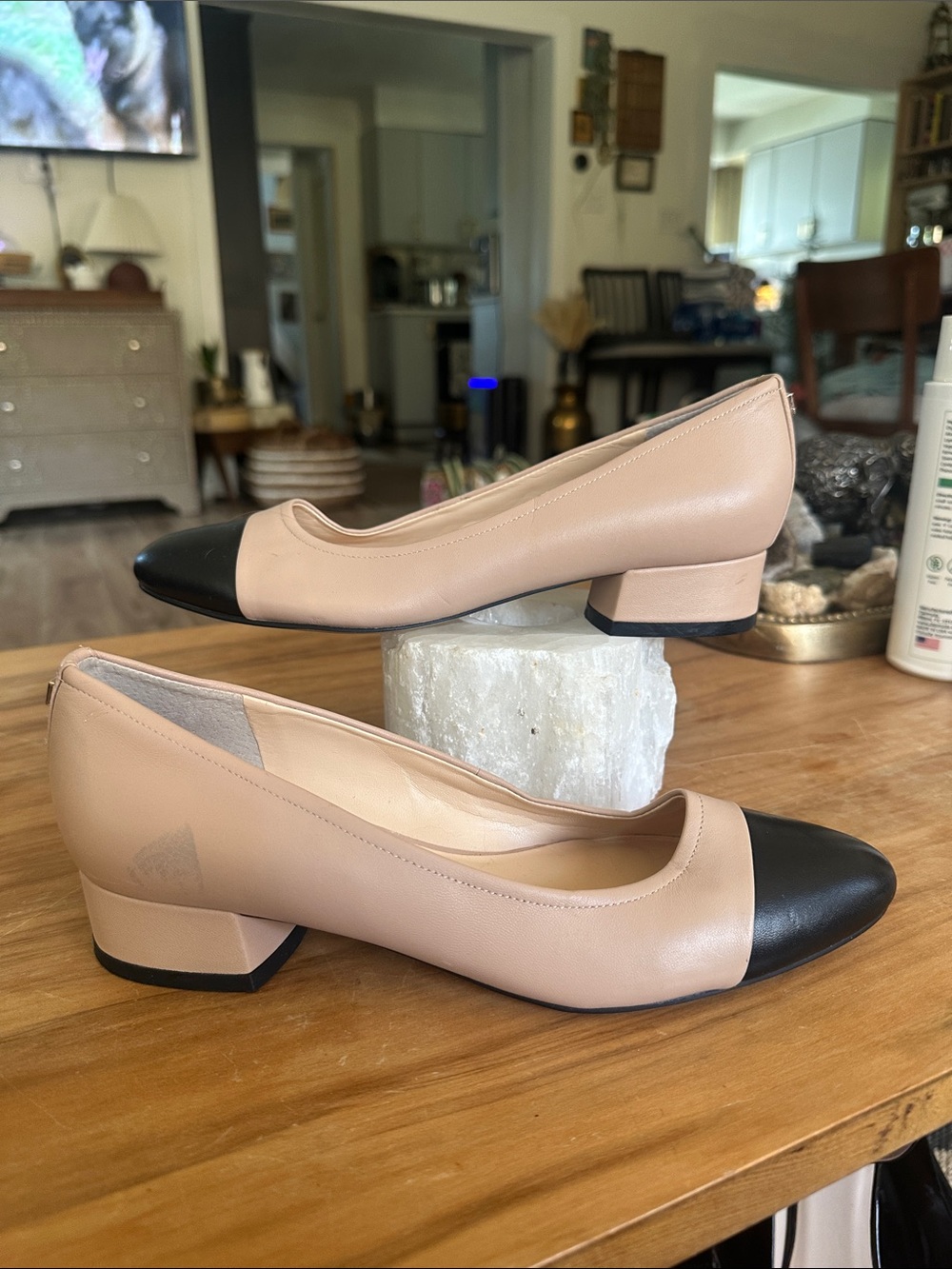 Ivanka Trump Two-Tone Beige Black Cap-Toe Low Heel Flats Size 7 blemishes shown